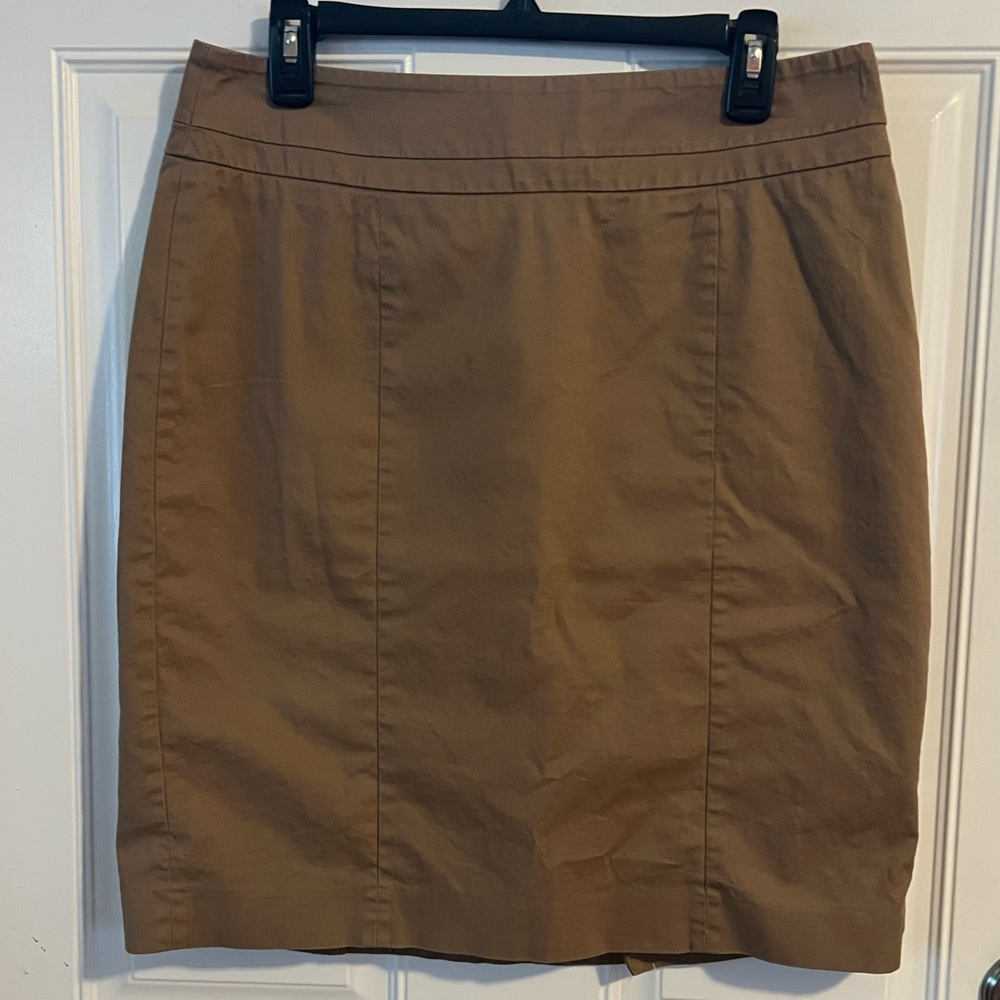 Loft Tan Midi Skirt Woman’s Sz 8